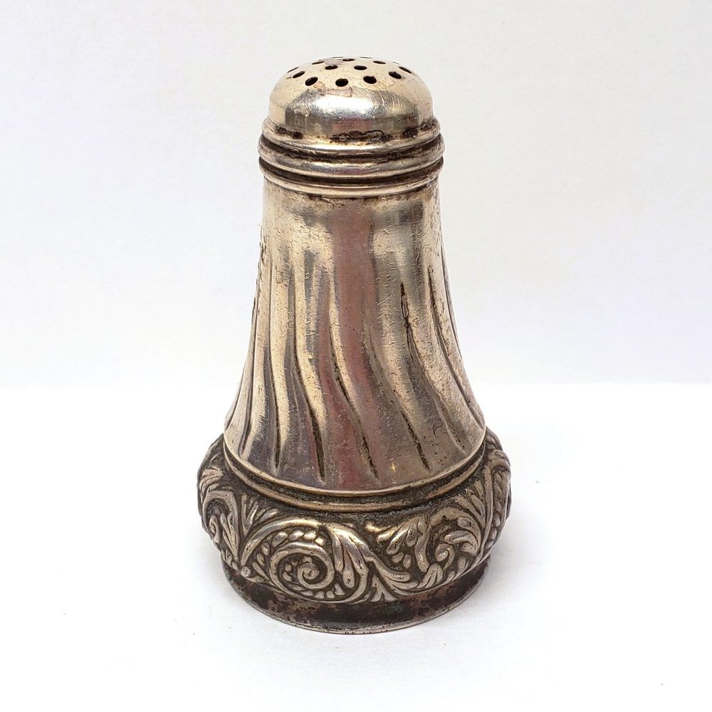 Antique Salt Pepper Shaker Rogers & Bro Triple Plate Silverplate 3"